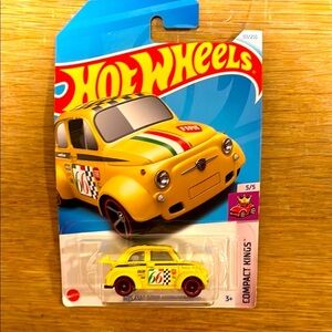 Hot Wheels 🚕 Fiat 500D Yellow Vintage Race Car